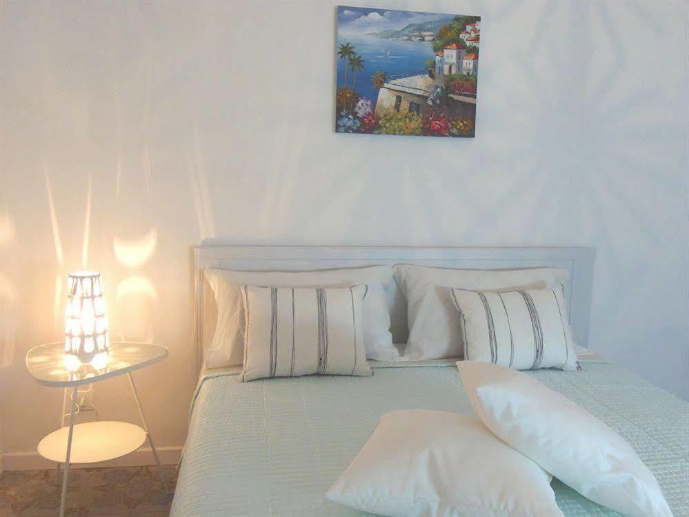 Moonlight Sorrento Studios Exteriör bild